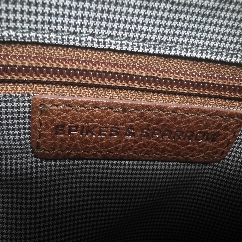 Spikes & Sparrow Leather Belt Bag Unisex - Picture 4 of 10